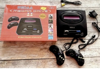 Игровая приставка в коробке "Sega" Е-068