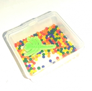 Растущие игрушки в футляре (насекомые)
