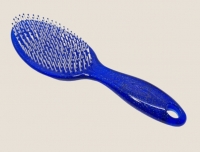 Массажка овальная с пластиковыми зубчиками, с блестками 8005KWallson