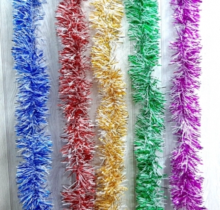 Мишура цветная с белыми иголками 8 см. *2 м. J-77