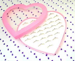 Кольца детские 36 шт. (золотистые с белыми стразами)