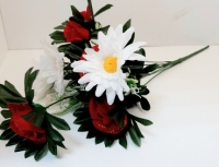 Букет с розами 53 см. DG-32 (7 голов)