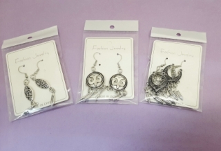 Серги серебристые на картонке (этно стиль)