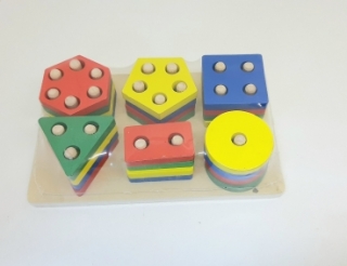 Конс. Сортер деревянный на 6 фигурок 607-28 ( 18*10)