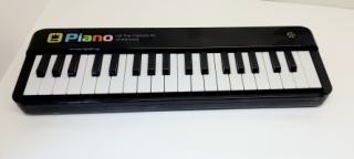 Муз. Ионика 39,5*12 см. 8016-1В ( 37 клавиш)
