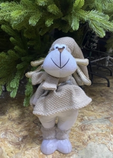 Олень в одежде 35-50 см. C2-15AB