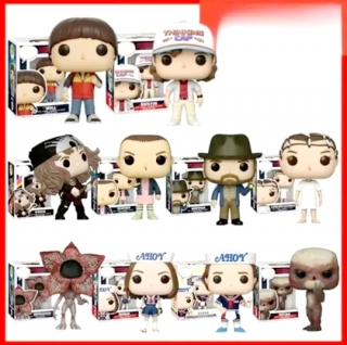 Герой из серии "Очень странные дела" в коробке 8068